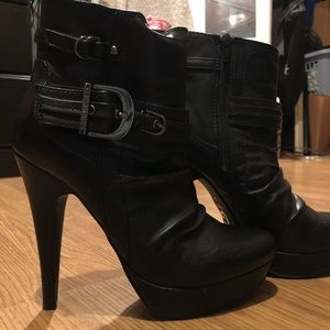 Size 7 Black Guess Stiletto Mid Calf 5” boots